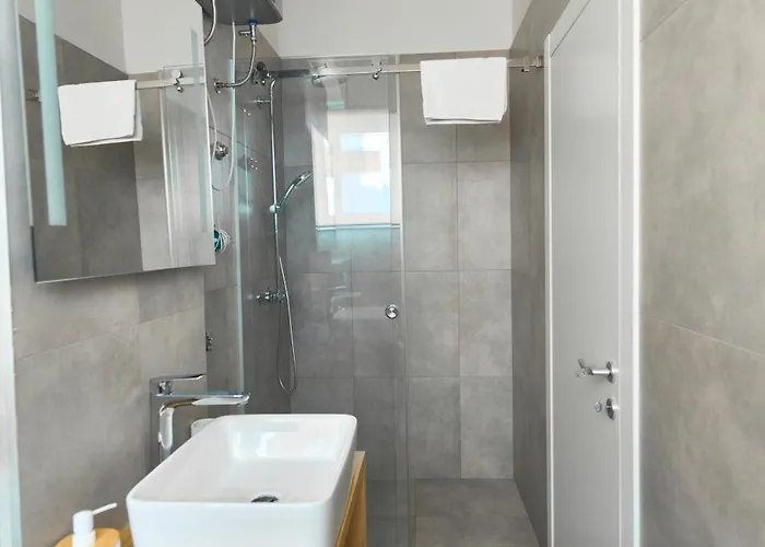 Lukas 1 דירה זאדאר